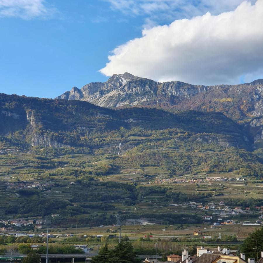 Vista Mozzafiato Sulle Alpi Apartment Rovereto  Exterior photo
