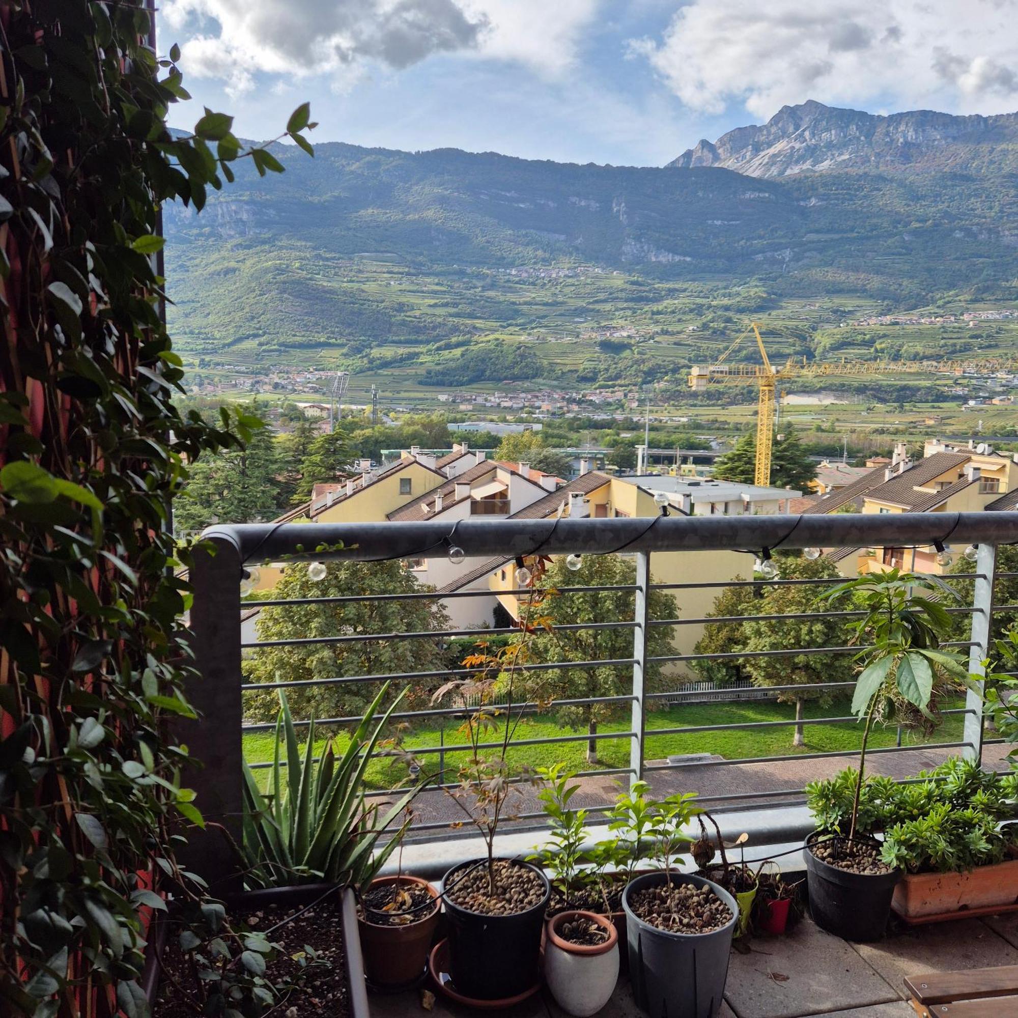 Vista Mozzafiato Sulle Alpi Apartment Rovereto  Exterior photo