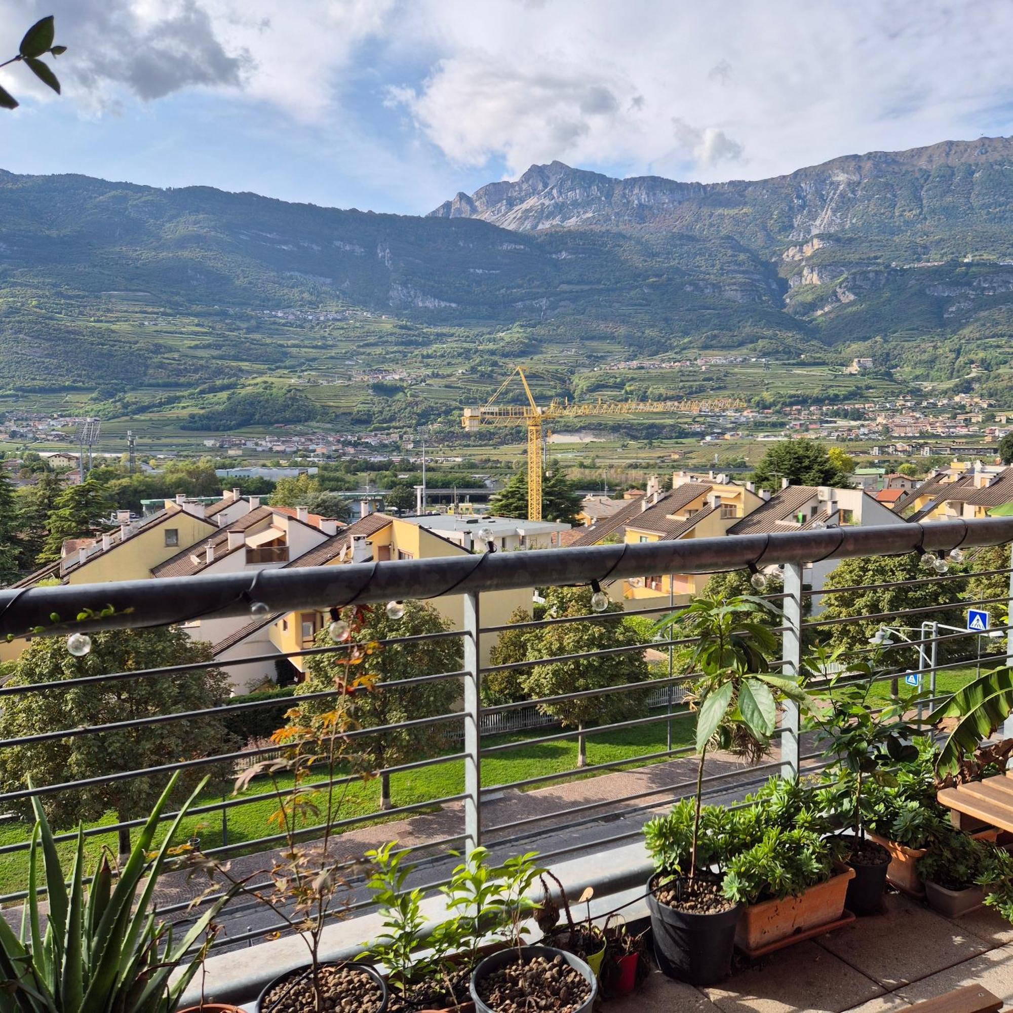 Vista Mozzafiato Sulle Alpi Apartment Rovereto  Exterior photo